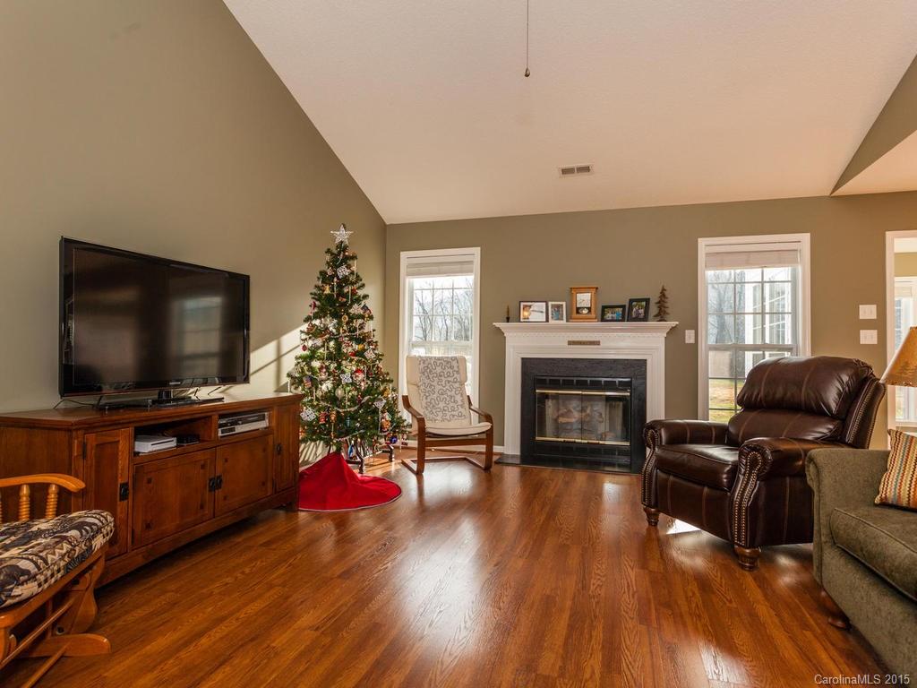 191 Misty Valley Road Fletcher, NC 28732 - Photo 4 of 24 Gallery Image 4