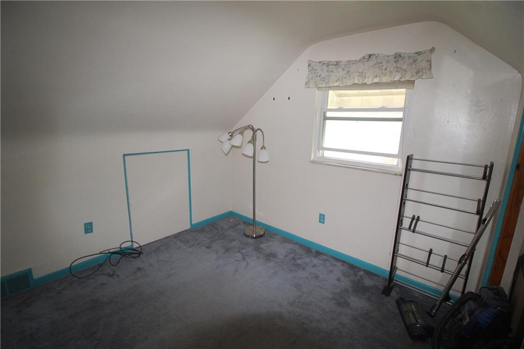 1331 Hamilton Road Castle Shannon, PA 15234 - Photo 14 of 17 Third bedroom.