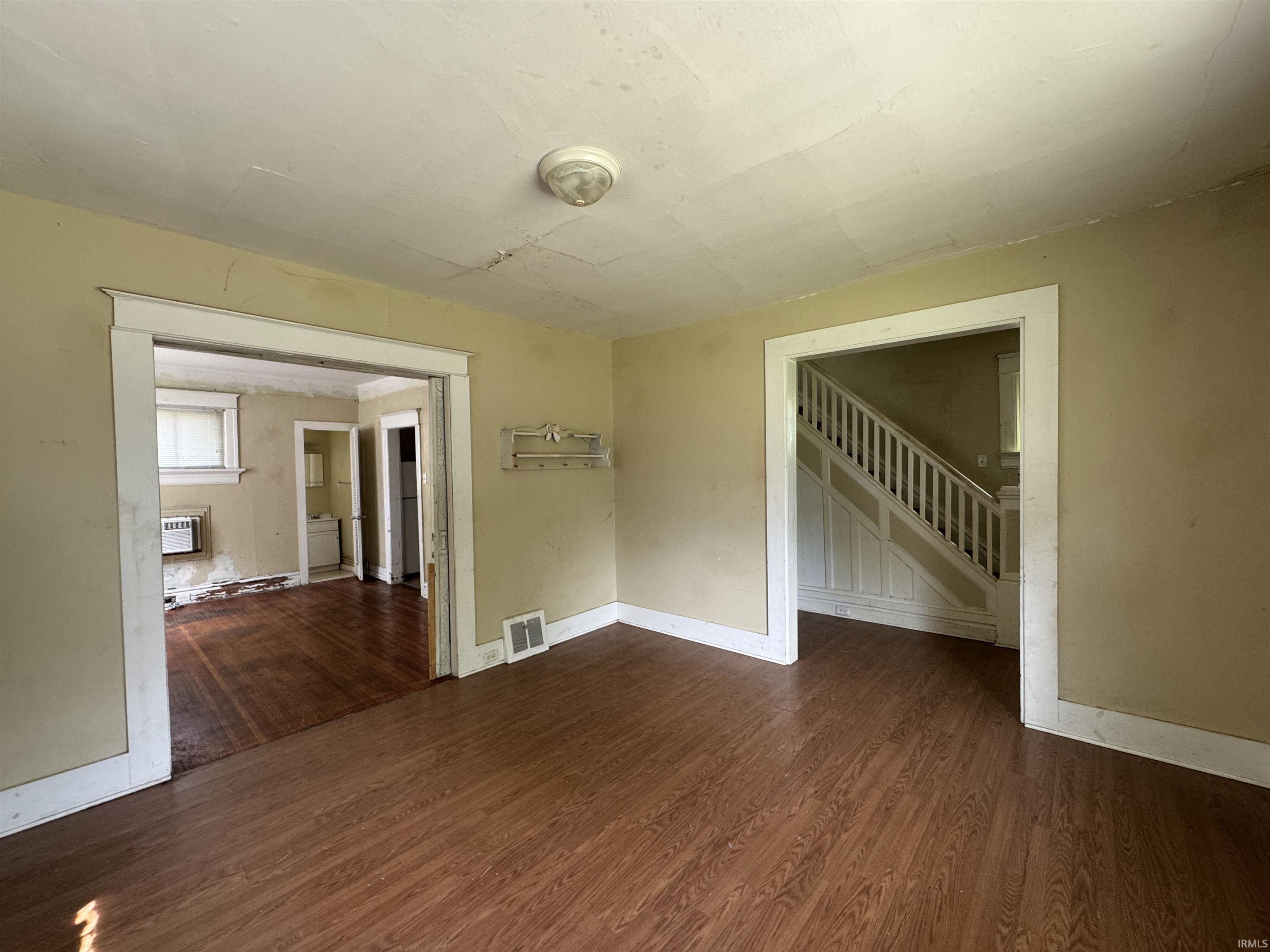 3722 South Harrison Street Fort Wayne, IN 46807 - Photo 3 of 19