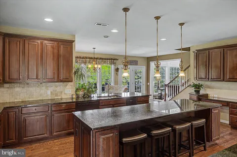 $2,175,000 | 104 Meadowview Drive, Doylestown, PA 18902