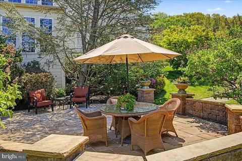 $2,175,000 | 104 Meadowview Drive, Doylestown, PA 18902