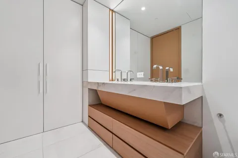$1,975,000 | 1 Steuart Street, Unit 604, San Francisco, CA 94105