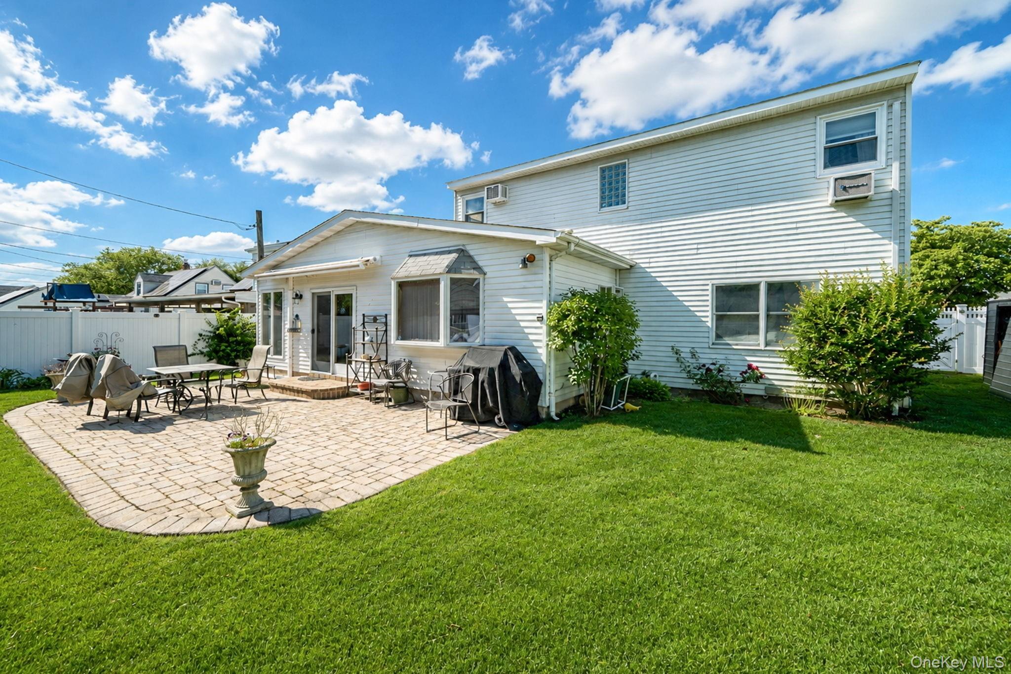 144 Blue Spruce Road Levittown, NY 11756 - Photo 26 of 36