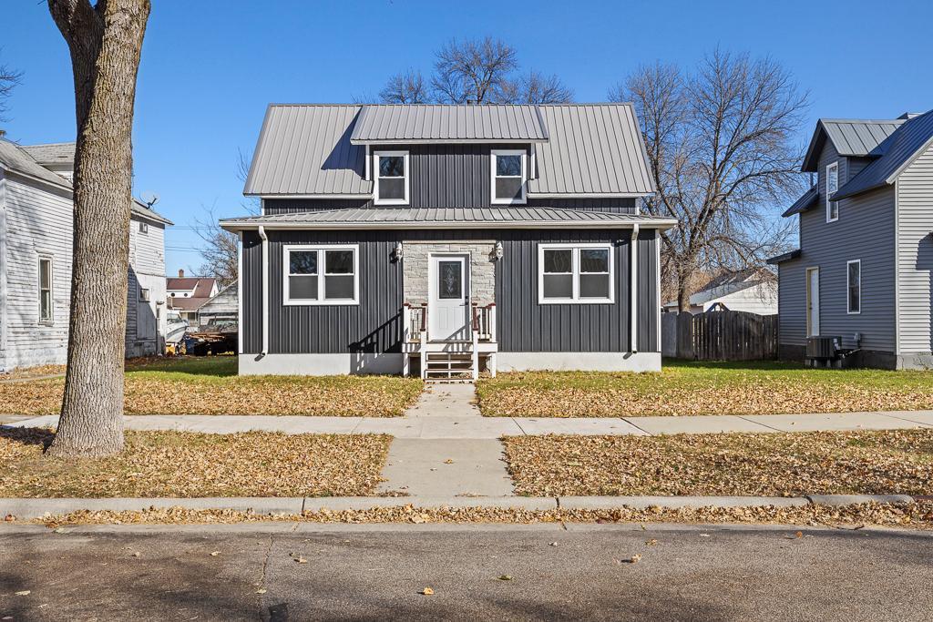 409 4th Street West Canby, MN 56220 - Photo 1 of 38