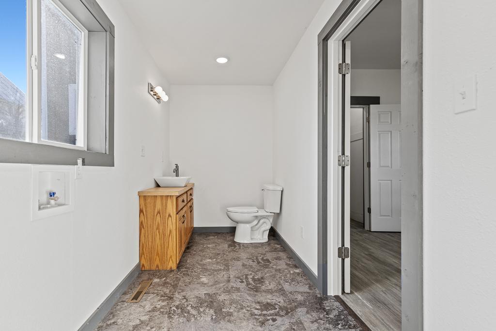 409 4th Street West Canby, MN 56220 - Photo 21 of 38