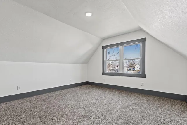 $135,000 | 409 4th Street West, Canby, MN 56220