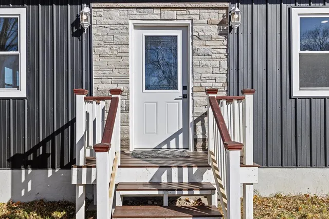 $135,000 | 409 4th Street West, Canby, MN 56220