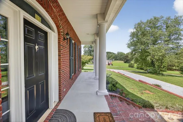 $900,000 | 498 Johnson Dairy Road, Mooresville, NC 28115