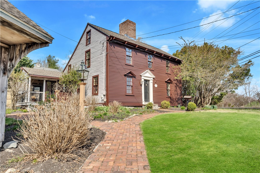 530 County Road Barrington, RI 02806 - Photo 4 of 43 Gallery Image 4