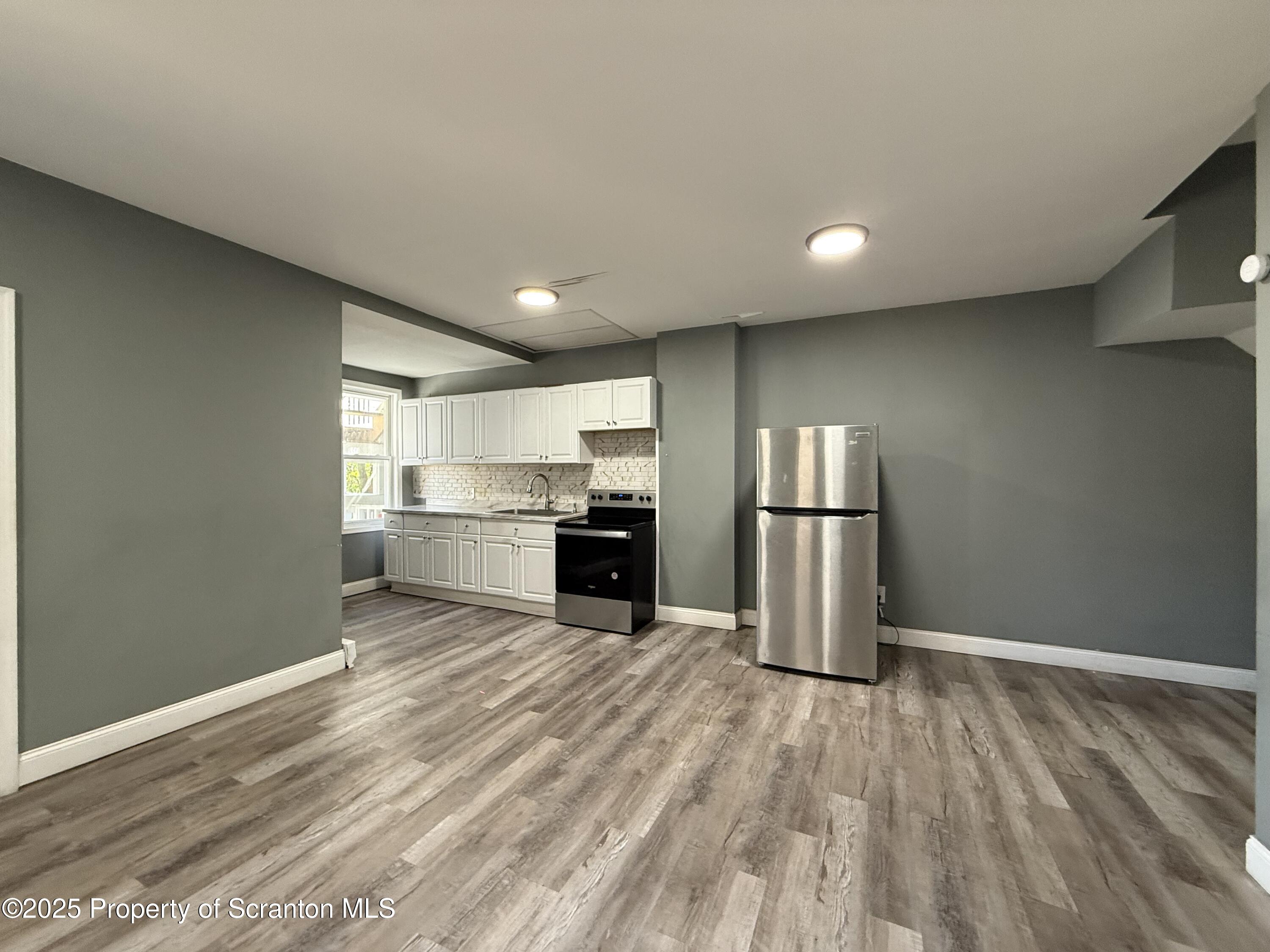 714 North Main Avenue Scranton, PA 18504 - Photo 5 of 11 IMG_6504