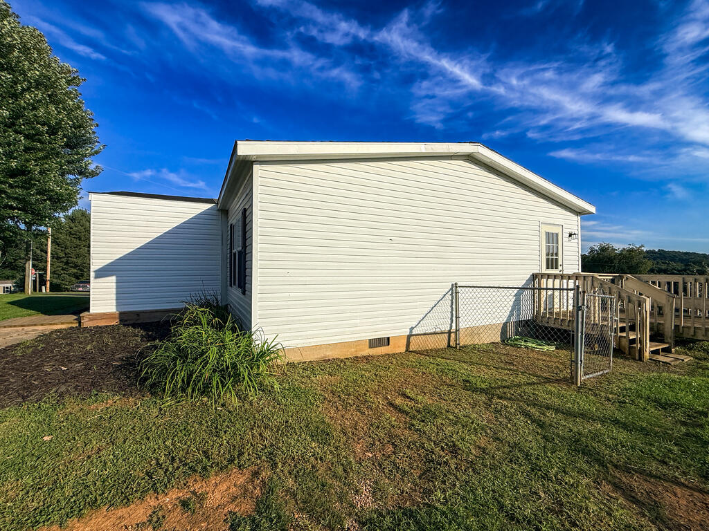 792 Emory Road Hillsville, VA 24343 - Photo 29 of 36 Gallery Image 29
