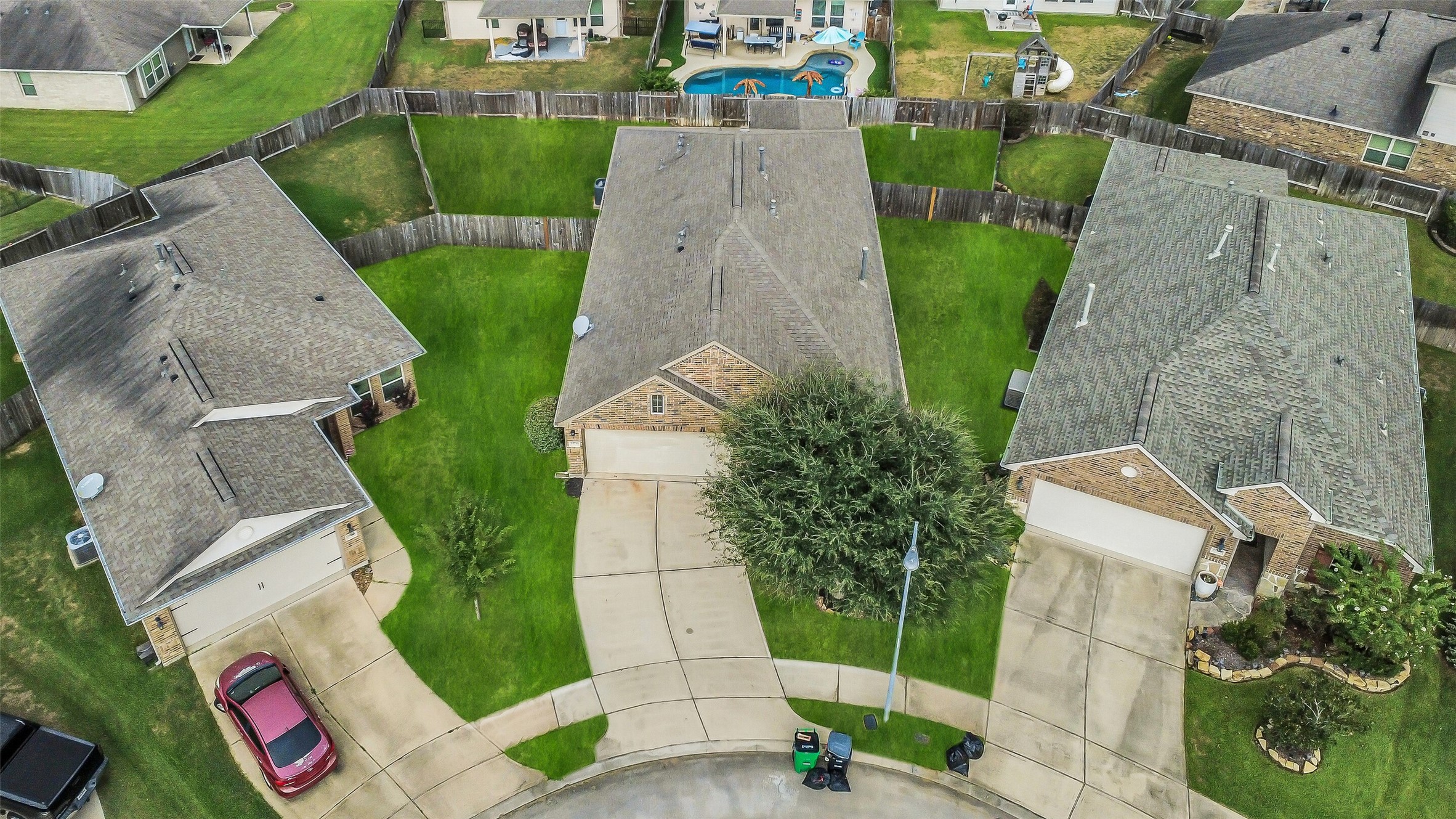 23710 Walnut Maze Court Spring, TX 77389 - Photo 2 of 34 Gallery Image 2