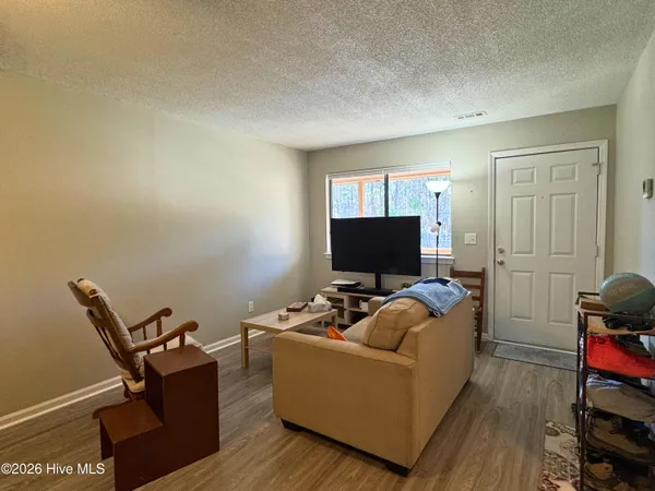 $1,200 | 522 South Kerr Avenue, Unit 56, Wilmington, NC 28403