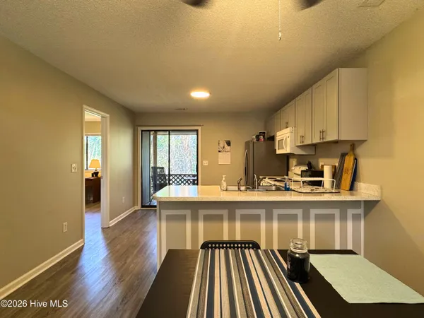 $1,200 | 522 South Kerr Avenue, Unit 56, Wilmington, NC 28403