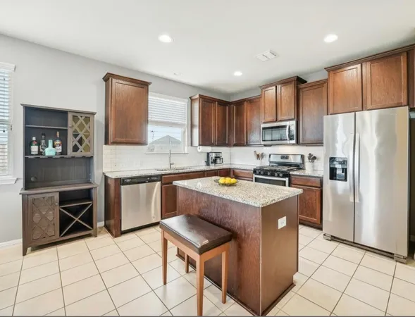 $1,900 | 5303 Marsh Lane, Buda, TX 78610