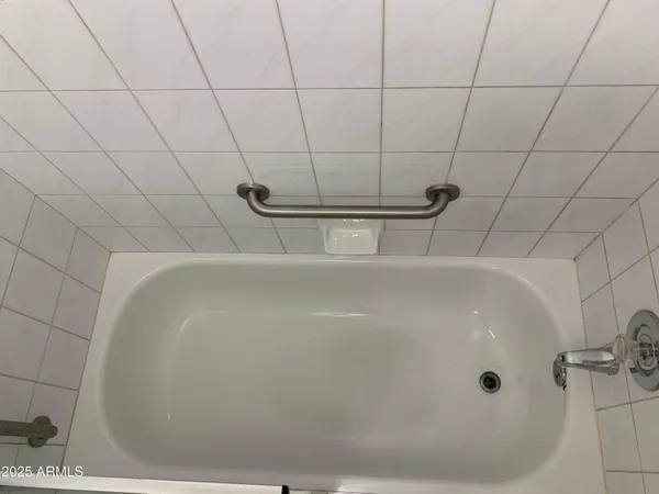 $2,350 | 15440 North 50th Place, Scottsdale, AZ 85254