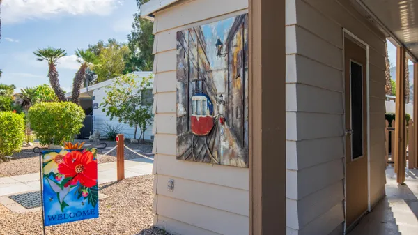 $189,900 | 223 Calle Leandro, Cathedral City, CA 92234