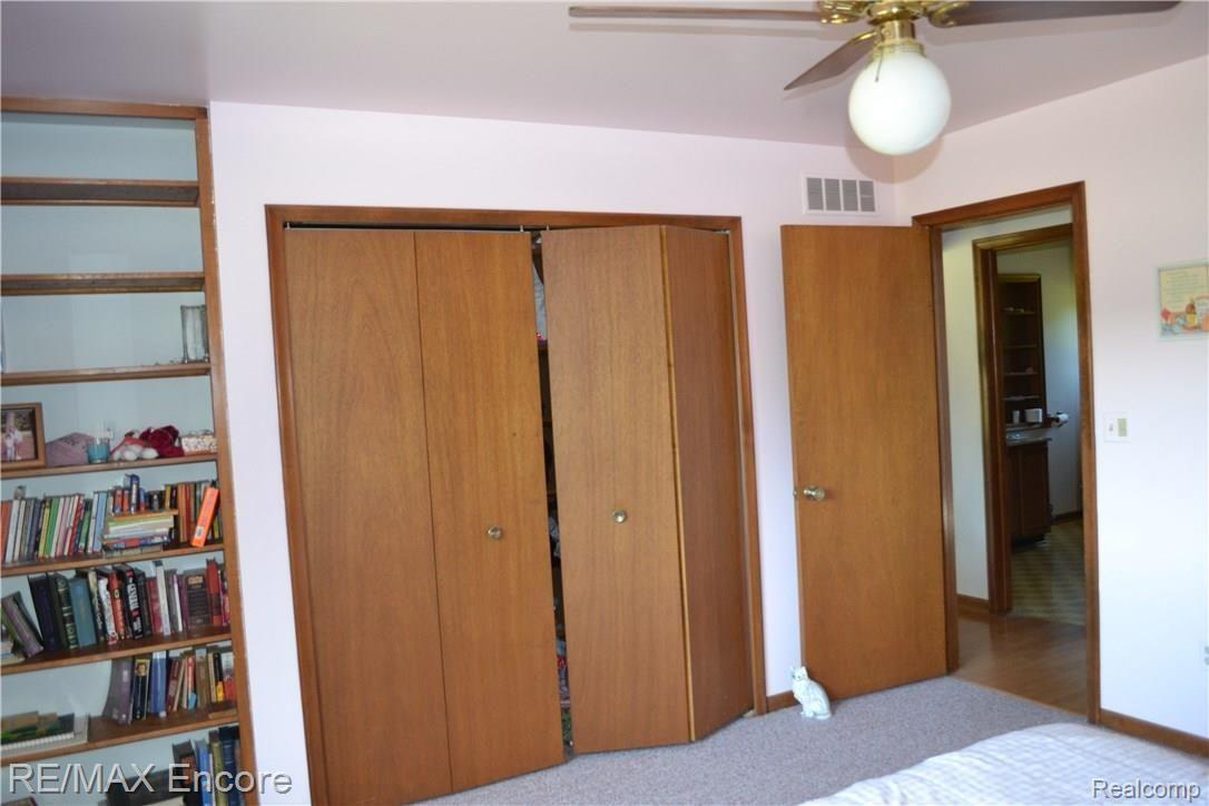 11234 East Carpenter Road Davison, MI 48423 - Photo 6 of 23 DSC_0981.JPG