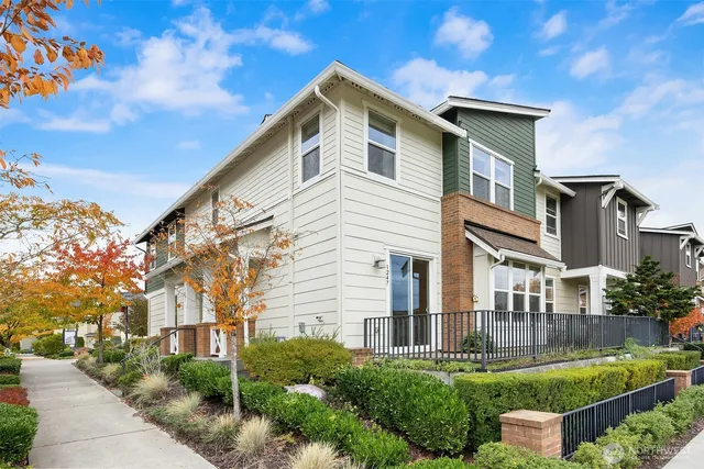 $3,600 | 1247 Northeast Hickory Lane, Unit 54, Issaquah, WA 98029
