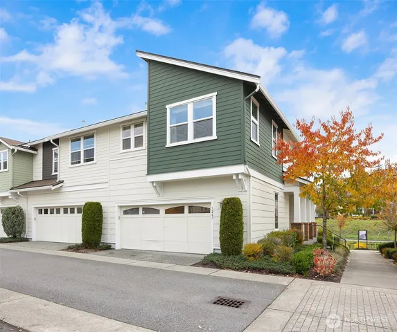 $3,600 | 1247 Northeast Hickory Lane, Unit 54, Issaquah, WA 98029