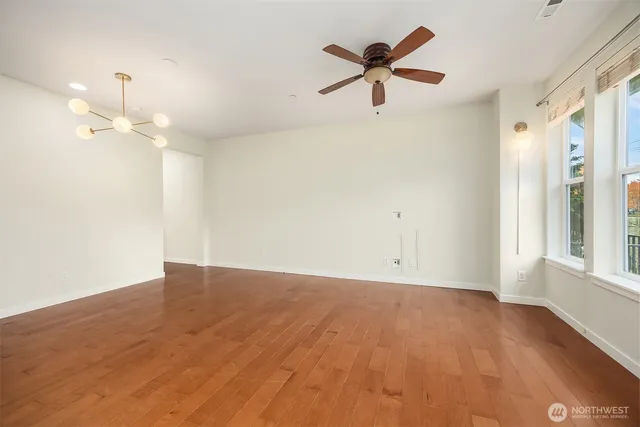 $3,600 | 1247 Northeast Hickory Lane, Unit 54, Issaquah, WA 98029