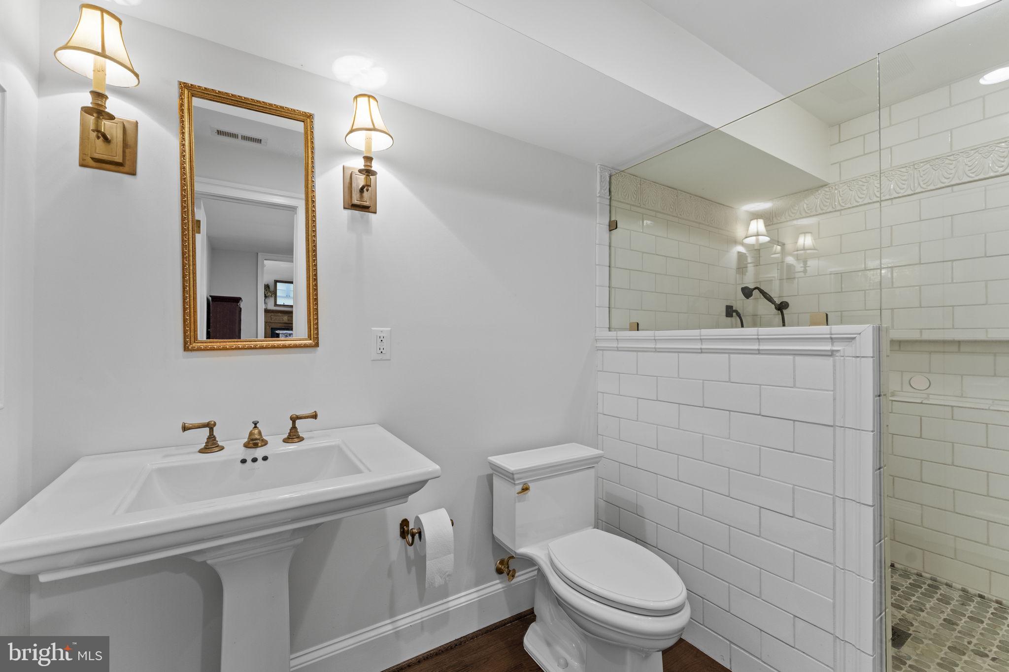 4639 Hopewell Road The Plains, VA 20198 - Photo 8 of 58