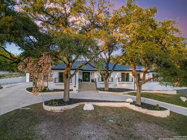 $1,299,999 | 311 East Woodlake Drive, San Antonio, TX 78229