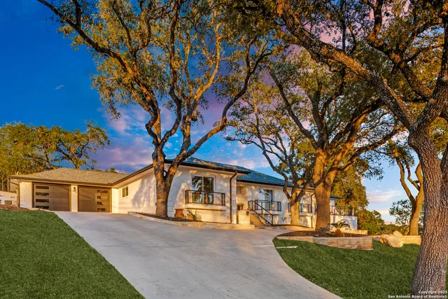 $1,299,999 | 311 East Woodlake Drive, San Antonio, TX 78229