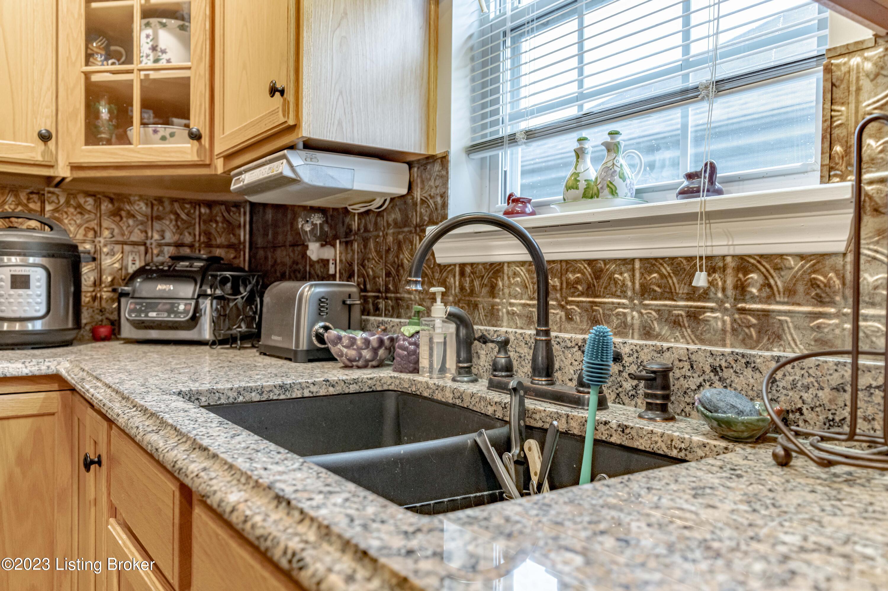 9307 Colonel Cummins Road Louisville, KY 40228 - Photo 39 of 64 kitchen 6