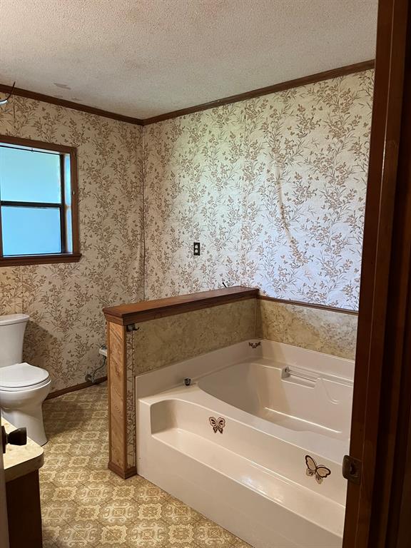 6303 Greenvine Road Burton, TX 77835 - Photo 12 of 25 Gallery Image 12