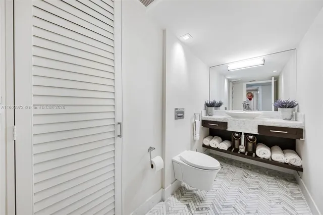 $2,850,000 | 2901 South Bayshore Drive, Unit 17G/H, Miami, FL 33133