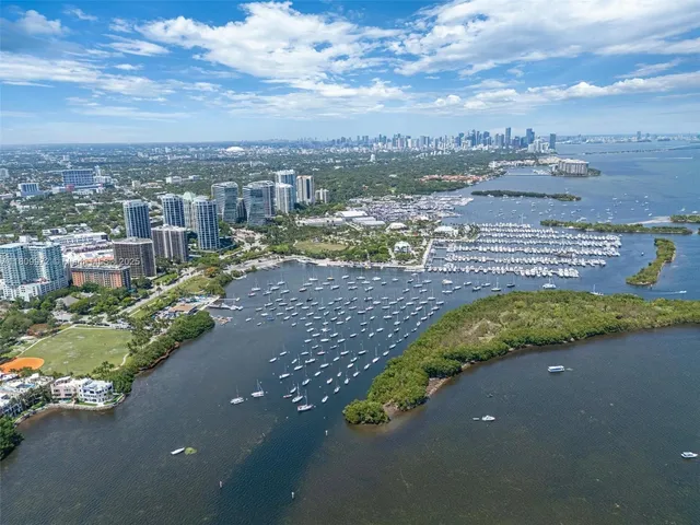 $2,850,000 | 2901 South Bayshore Drive, Unit 17G/H, Miami, FL 33133