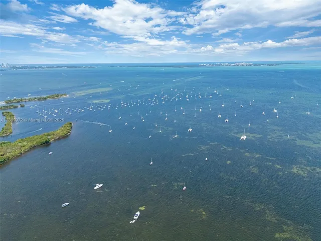 $2,850,000 | 2901 South Bayshore Drive, Unit 17G/H, Miami, FL 33133