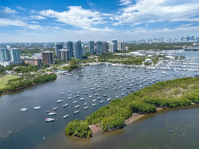 $2,850,000 | 2901 South Bayshore Drive, Unit 17G/H, Miami, FL 33133