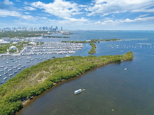 $2,850,000 | 2901 South Bayshore Drive, Unit 17G/H, Miami, FL 33133