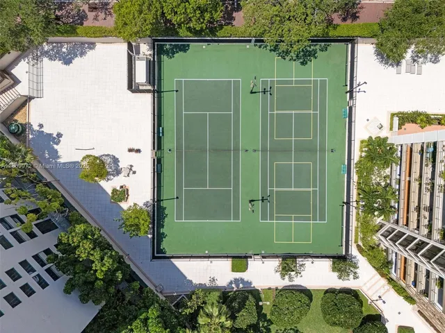 $2,850,000 | 2901 South Bayshore Drive, Unit 17G/H, Miami, FL 33133