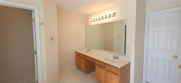 $2,495 | 838 Pond View Court, Sugar Hill, GA 30518