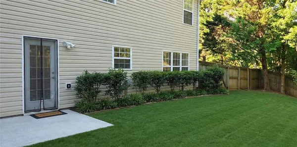 $2,495 | 838 Pond View Court, Sugar Hill, GA 30518