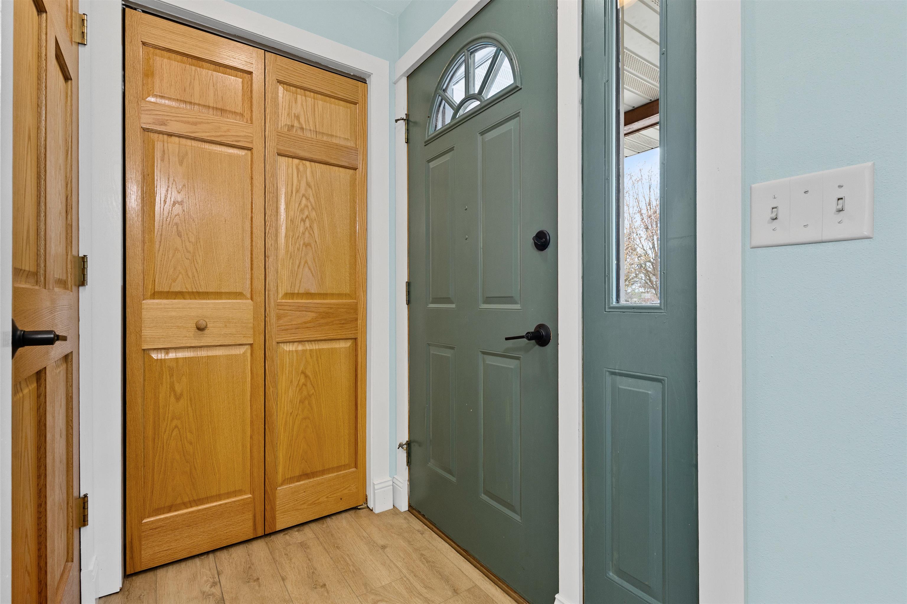 3415 Fairview Road Neenah, WI 54956 - Photo 3 of 64