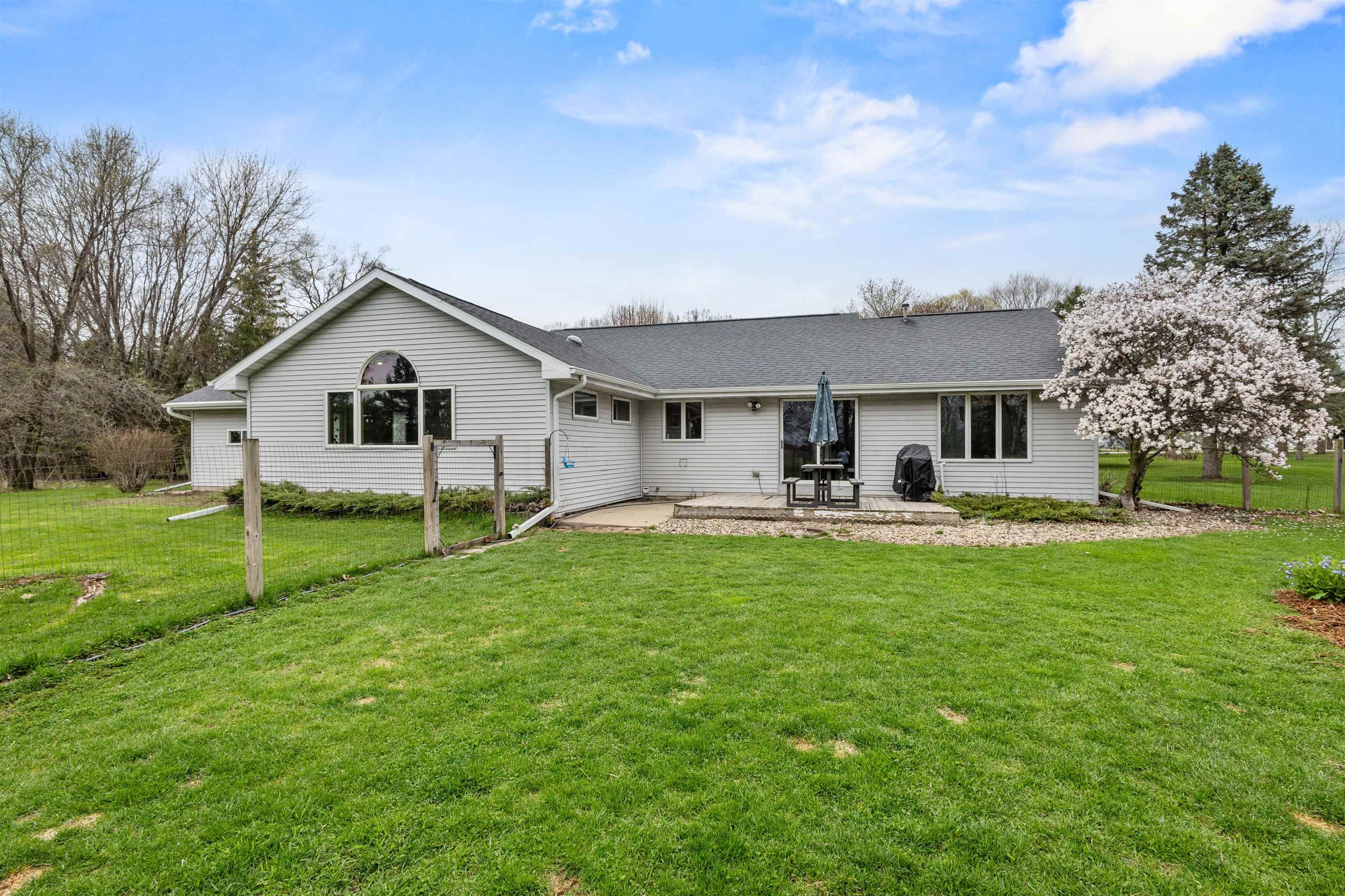 3415 Fairview Road Neenah, WI 54956 - Photo 51 of 64
