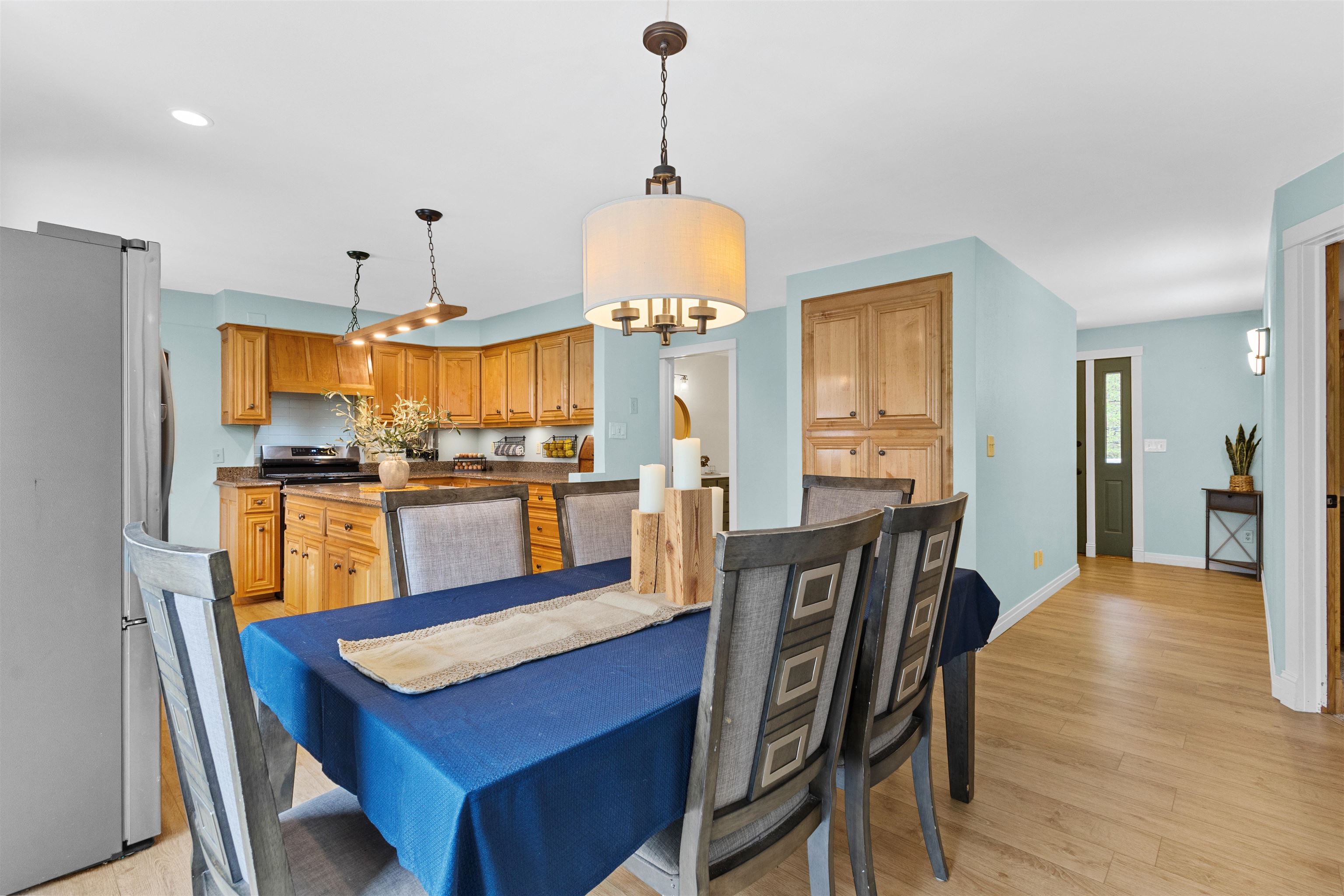 3415 Fairview Road Neenah, WI 54956 - Photo 6 of 64