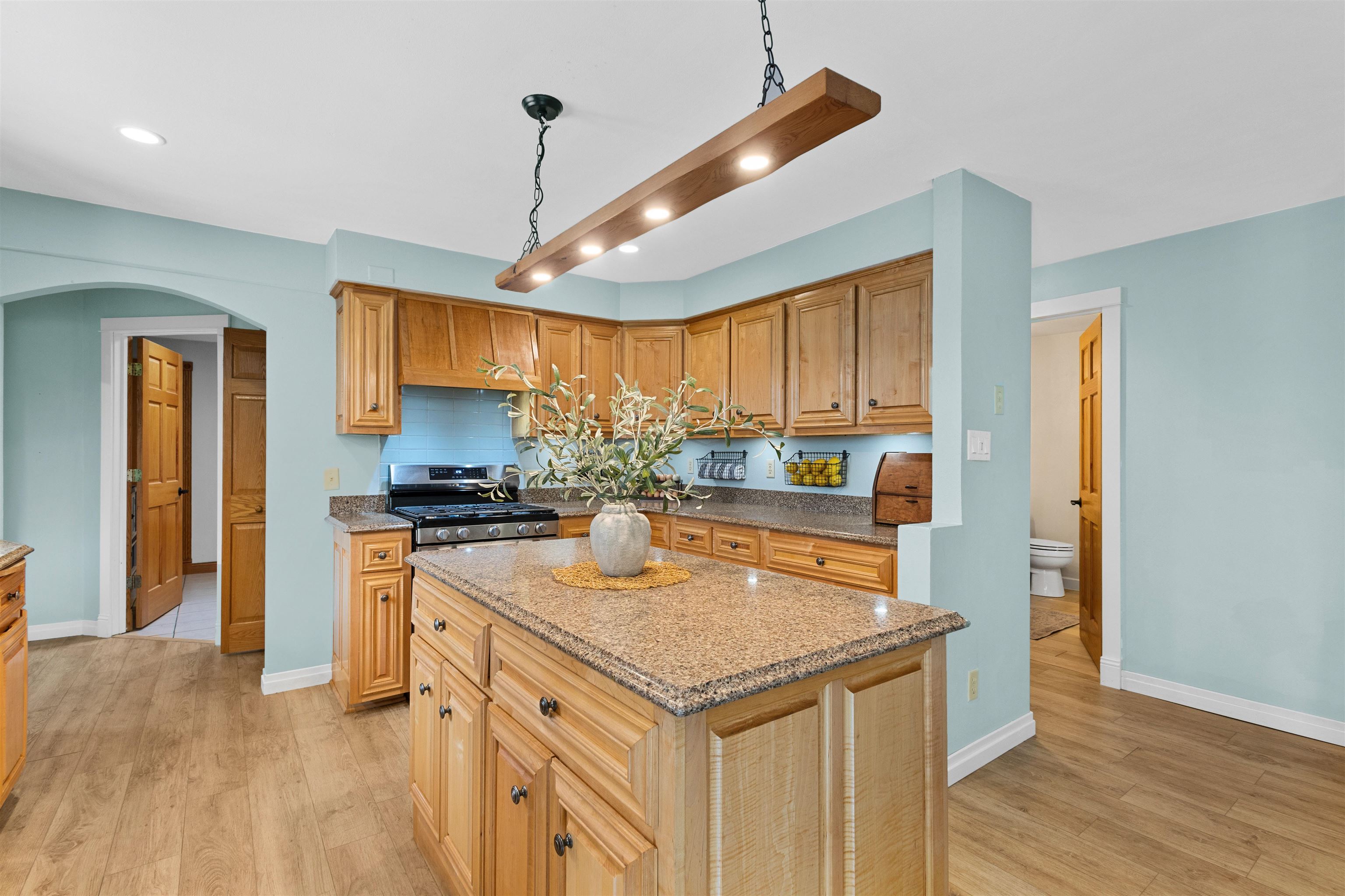 3415 Fairview Road Neenah, WI 54956 - Photo 9 of 64
