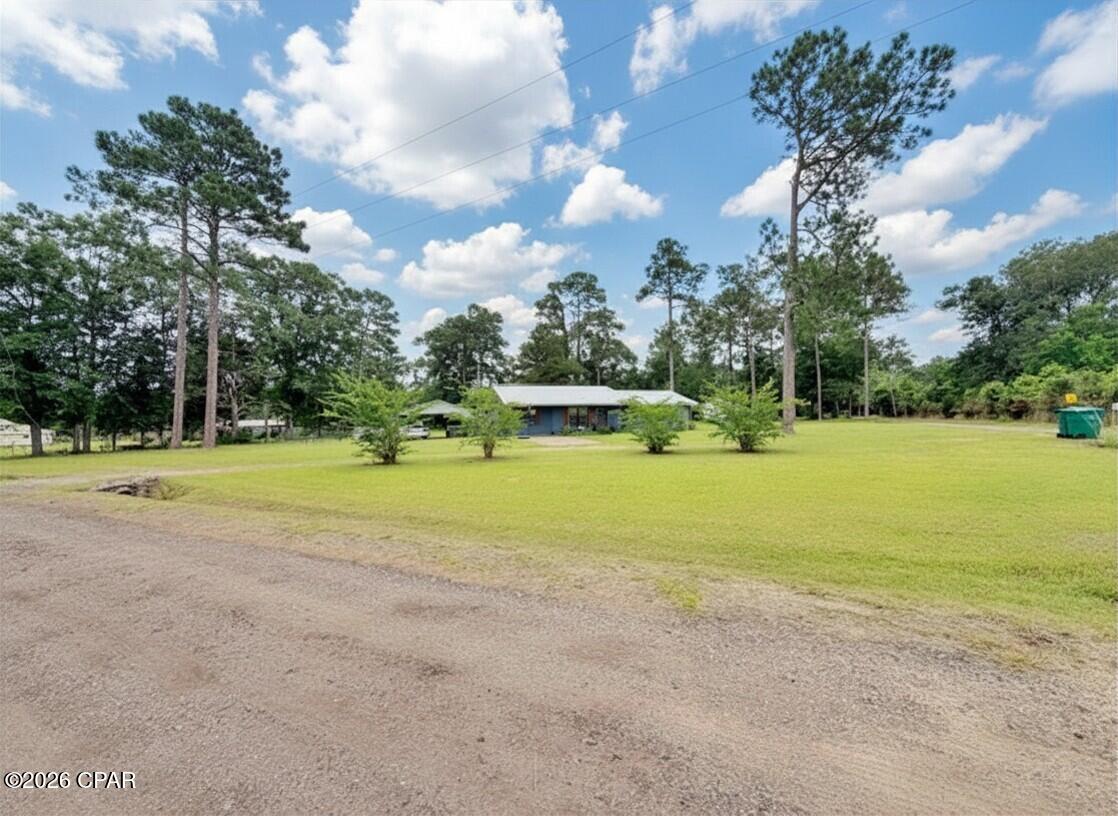 1019 Hughes Road Chipley, FL 32428 - Photo 5 of 39