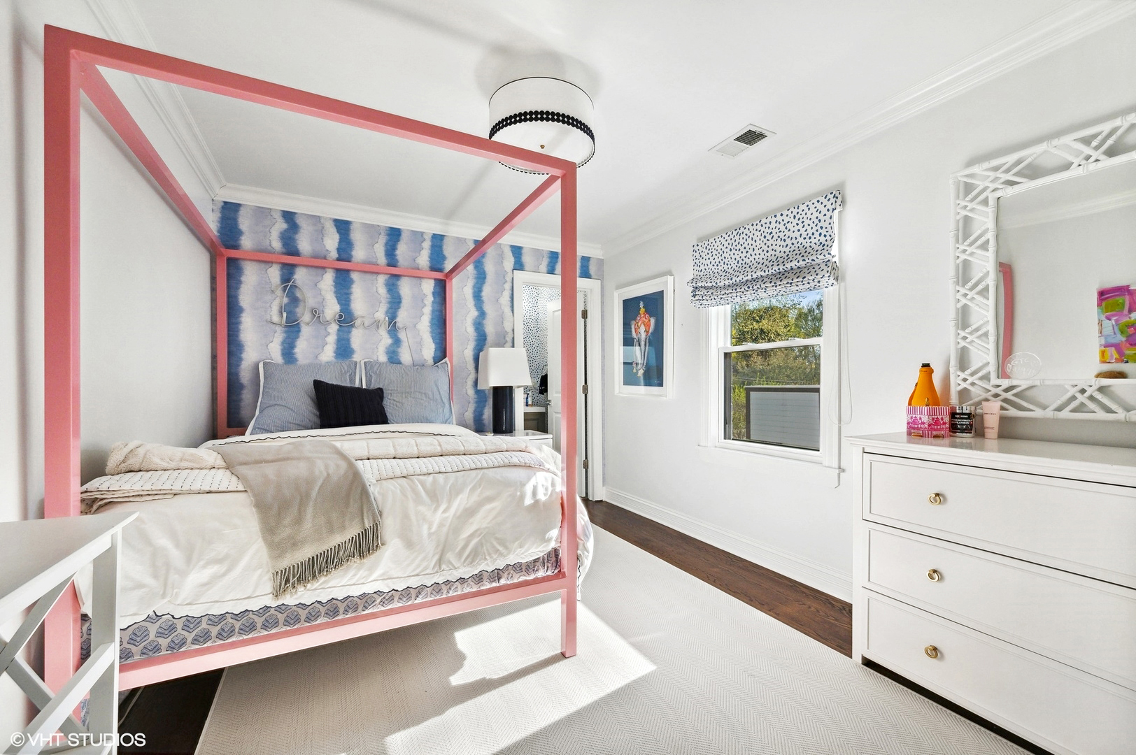 1501 Tower Road Winnetka, IL 60093 - Photo 12 of 23 Gallery Image 12