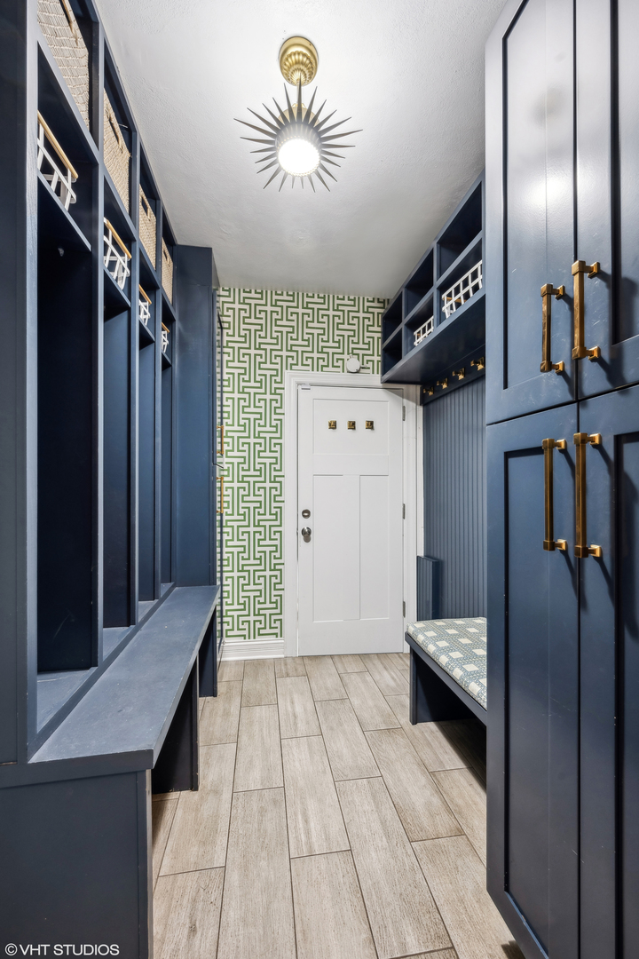 1501 Tower Road Winnetka, IL 60093 - Photo 9 of 23 Gallery Image 9