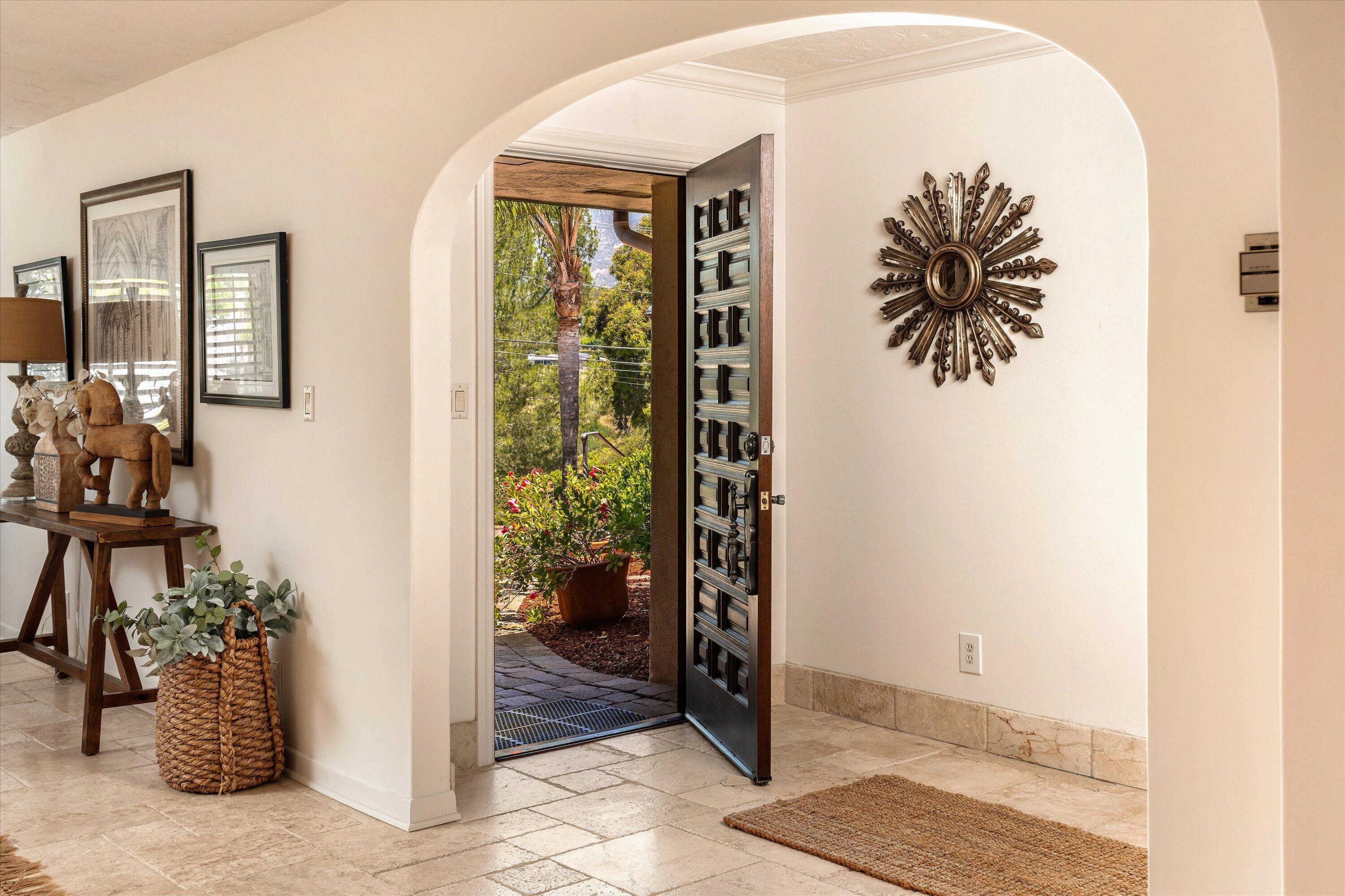 200 Morada Lane Santa Barbara, CA 93105 - Photo 5 of 39 Foyer