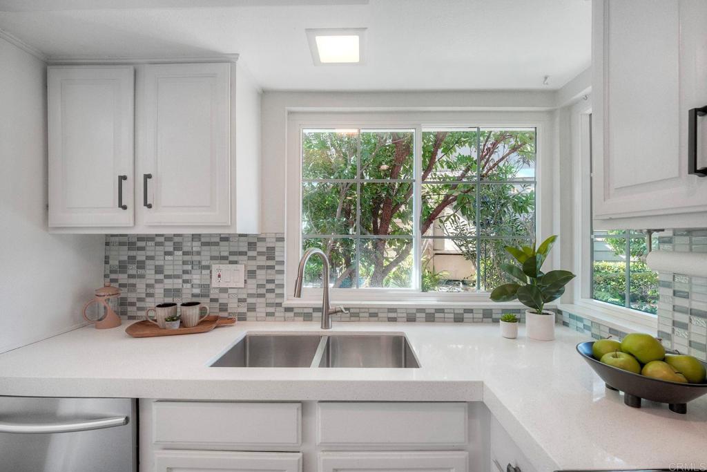 2959 Cape Cod Circle Carlsbad, CA 92010 - Photo 10 of 41