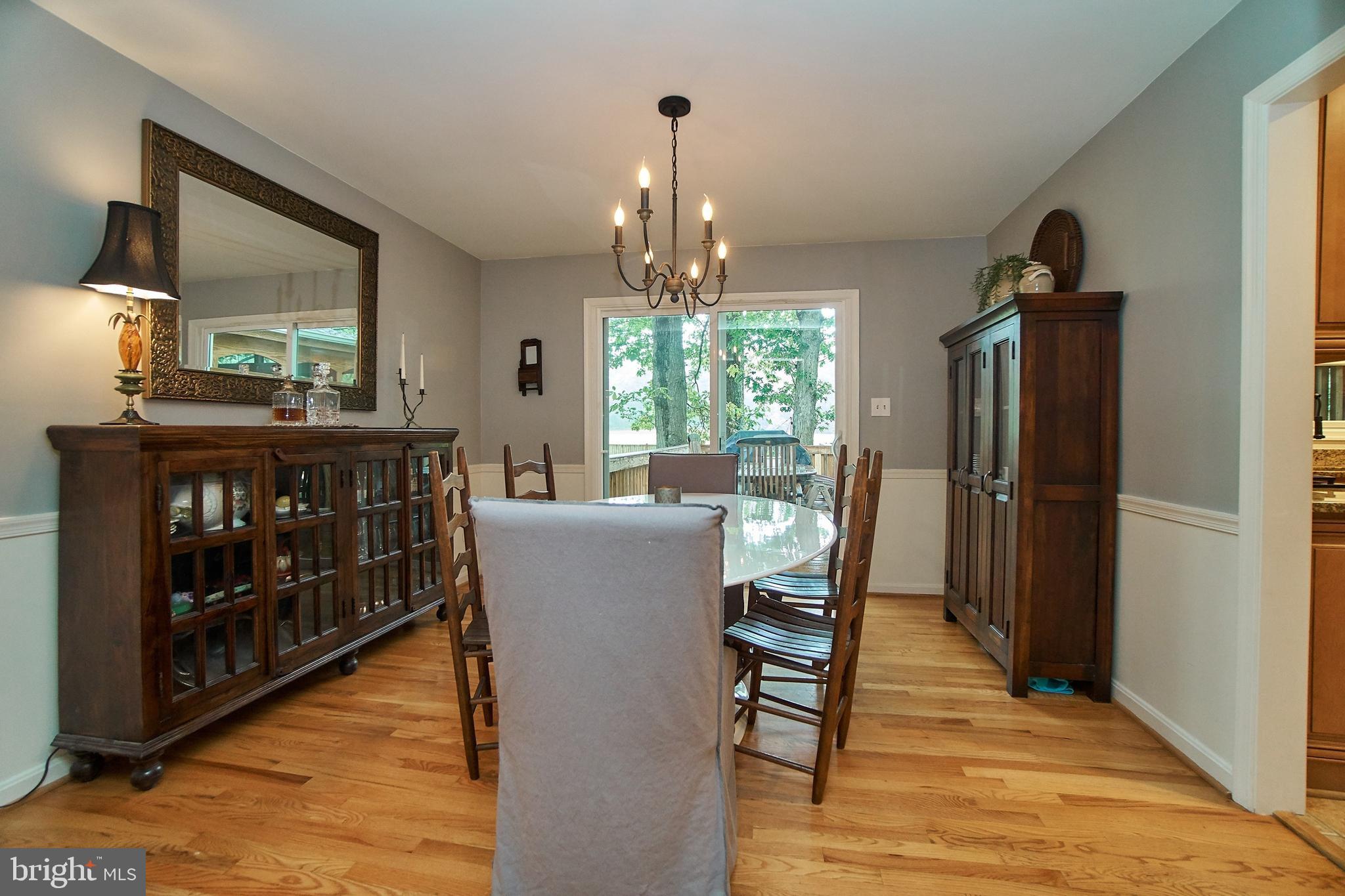 2358 Paddock Lane Reston, VA 20191 - Photo 16 of 38