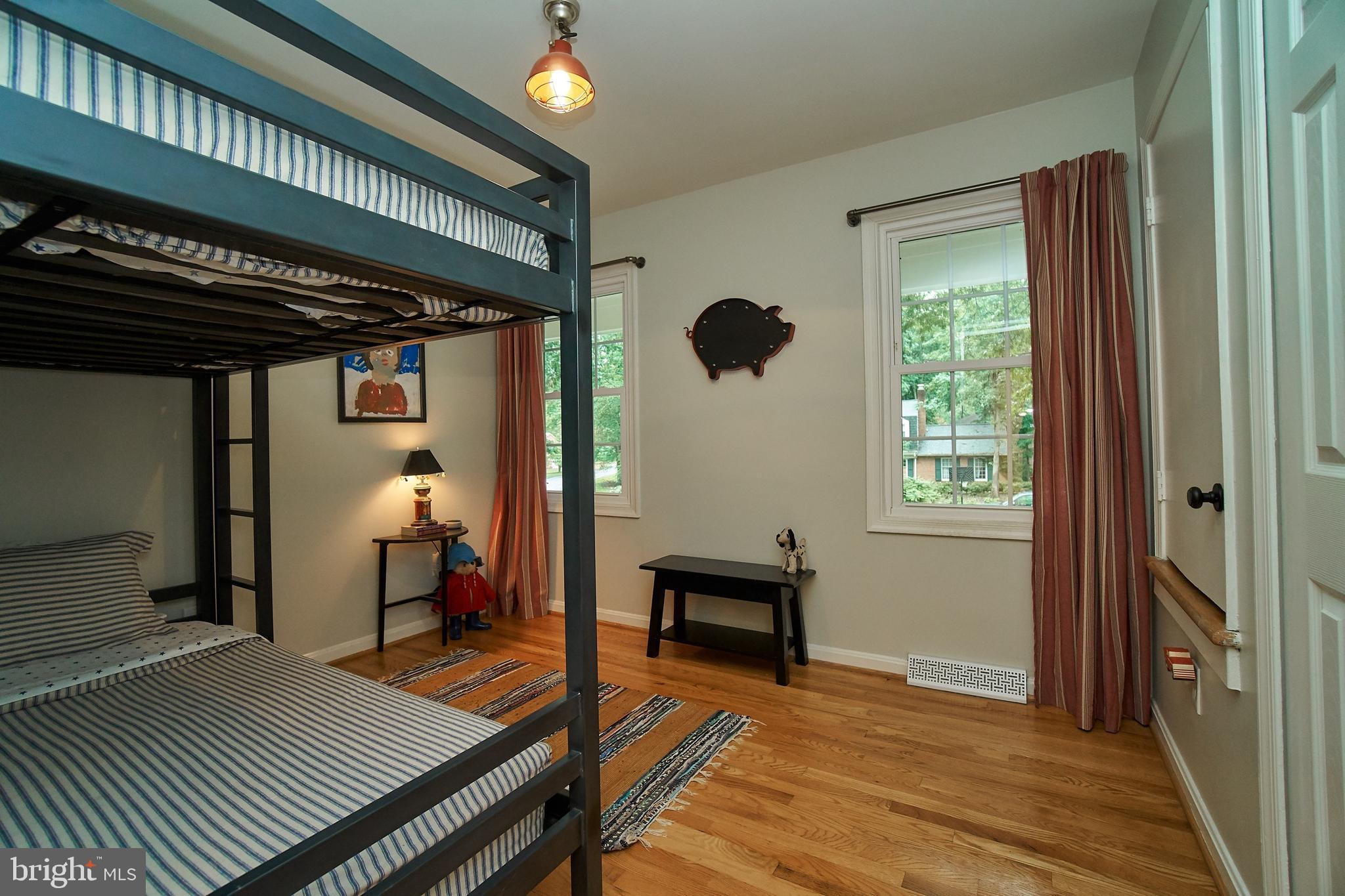 2358 Paddock Lane Reston, VA 20191 - Photo 22 of 38