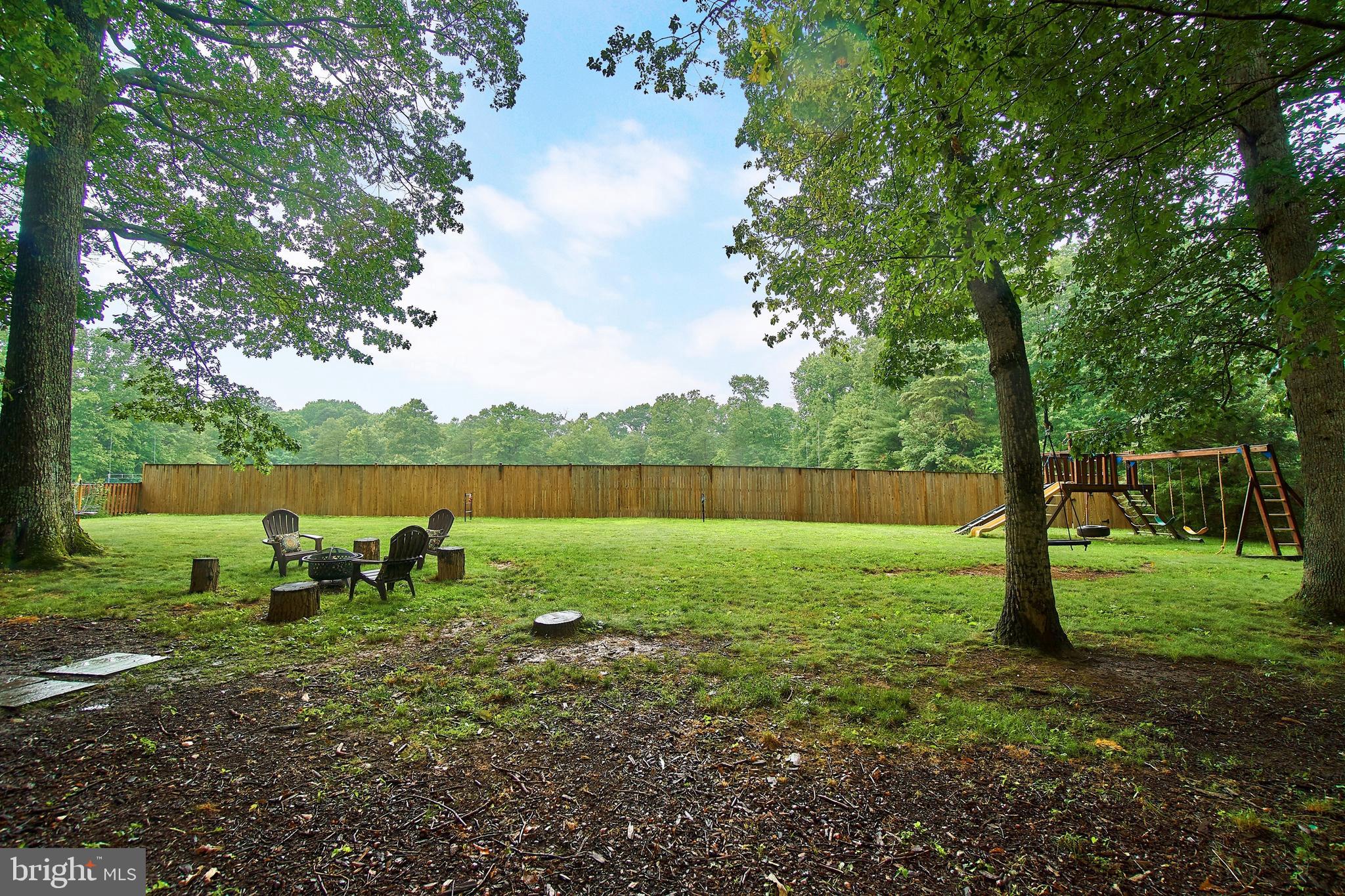 2358 Paddock Lane Reston, VA 20191 - Photo 33 of 38